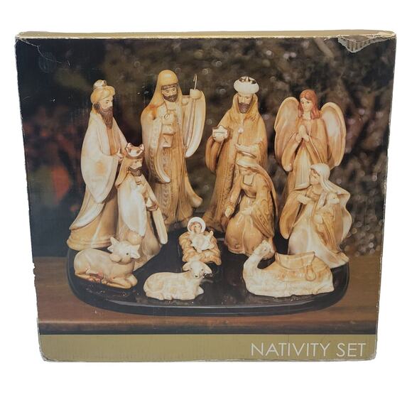 Kirkland's Porcelain Nativity Replacement Figure Shepherd Boy - Picture 3 of 3